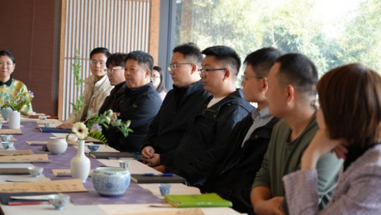 鉴黑担保网(jhdbw)·最具权威唯一维权担保平台